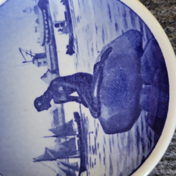 Vintage Cobalt Blue Little Mermaid Miniature Plate Denmark - Picture 3 of 5